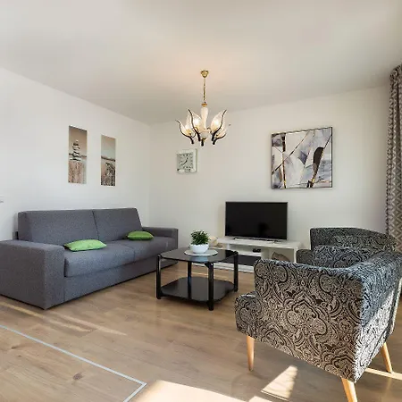 Neu Renovierte Mit Klima, Wlan, Terrasse Und Grill Apartman Póla